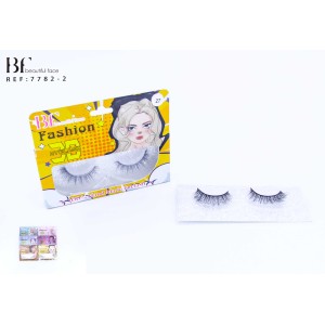 Faux cils